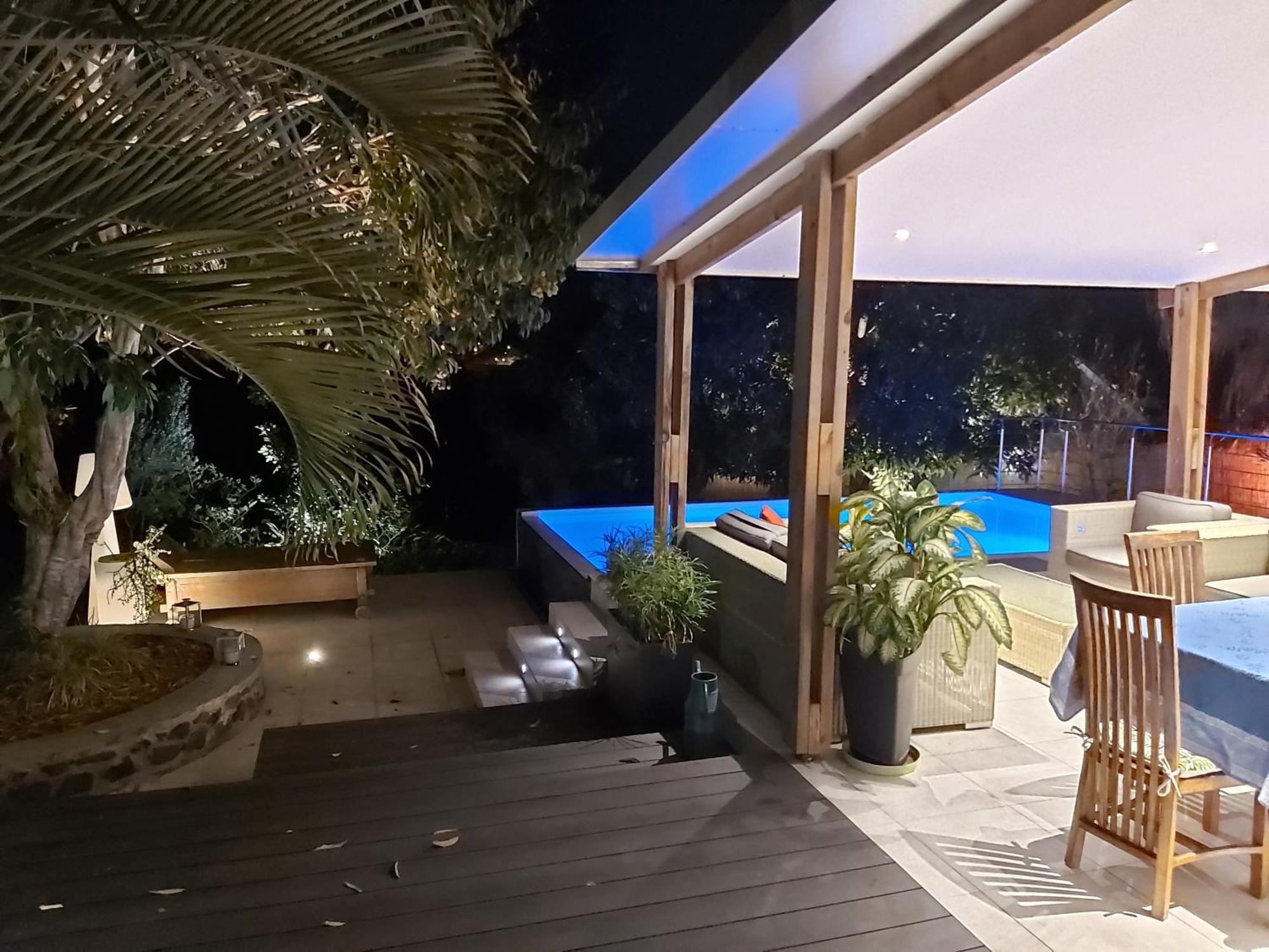 סן-ז'יל-לה-באן Villa Tropicale - Meuble De Tourisme 4 Etoiles מראה חיצוני תמונה